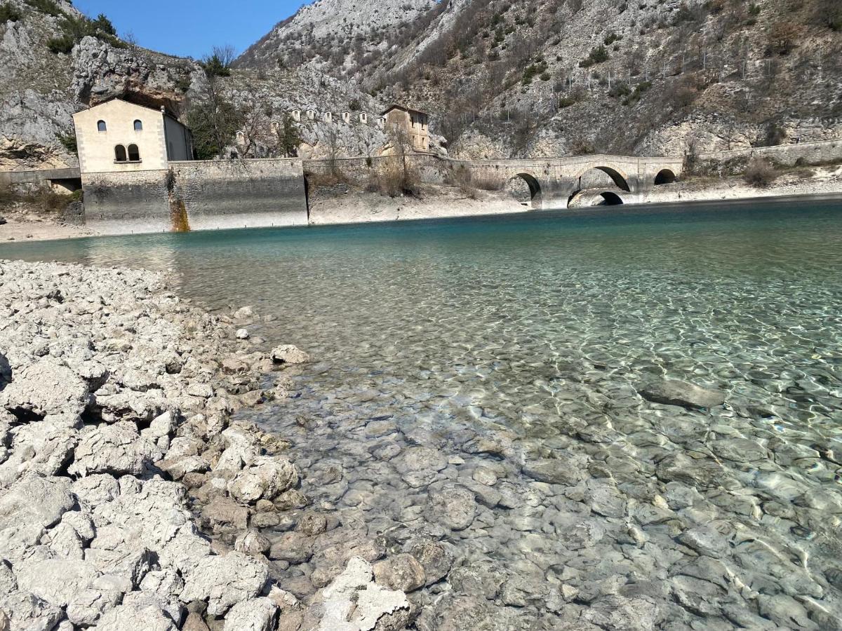Il Rustico Due A Bugnara Nella Valle Del Sagittario Sulmona Luaran gambar